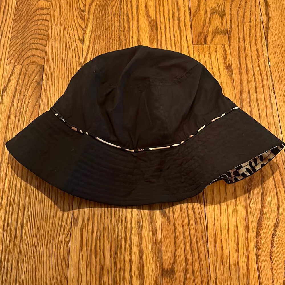 Cheetah print bucket hat